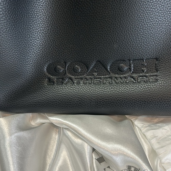 Brand new Coach leather tote bag - Picture 2 of 11